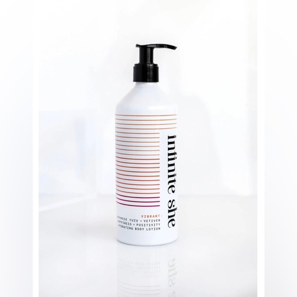 NEW 2PC Margot Elena Infinite She Vibrant Set - Picture 2 of 9